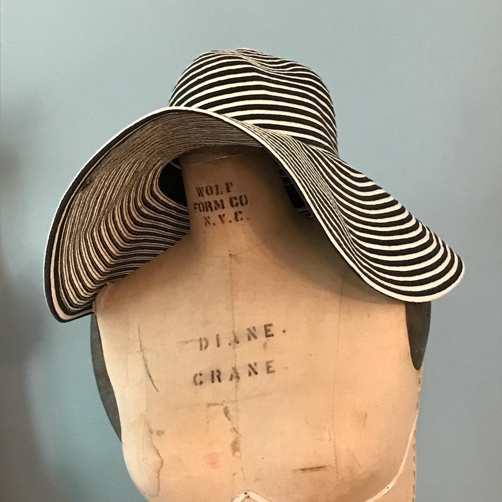 Daniele Meucci 20” brim sun hat